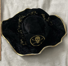 Black/Gold Pirate Tricorn Hat Skull Crossbones, Polyester, One Size Adult