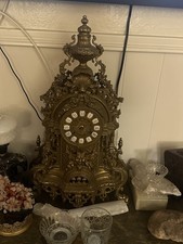 Ornate Baroque Gold Brass Mantel Clock Analog Roman Numerals Rectangle