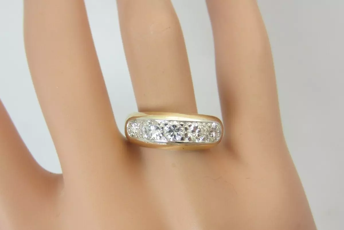 Value of deals gold wedding band