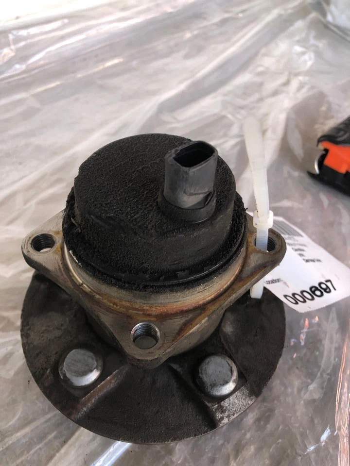 Cojinete de cubo de rueda trasera Toyota Prius 2006 hatchback lado del conductor izquierdo derecho Foto 4 de 4