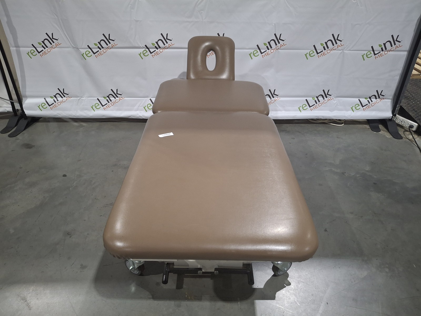 Armedica AMBAX5000 5 Section Hi-Lo Treatment Table