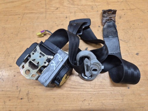 Volkswagen Golf IV 2003 Vorne links Sicherheitsgurt vorne 1H0857737 KMP20215
