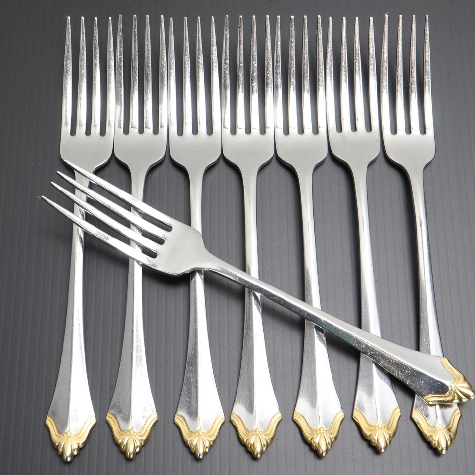 Community by Oneida Stainless GOLDEN KENWOOD 7 5/8"  Dinner Forks ( Set Of 8) - Image 2 of 4