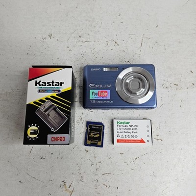 Casio EXILIM Zoom EX-Z77 7.2MP Digital Camera Bundle 2GB Card Battery Charger