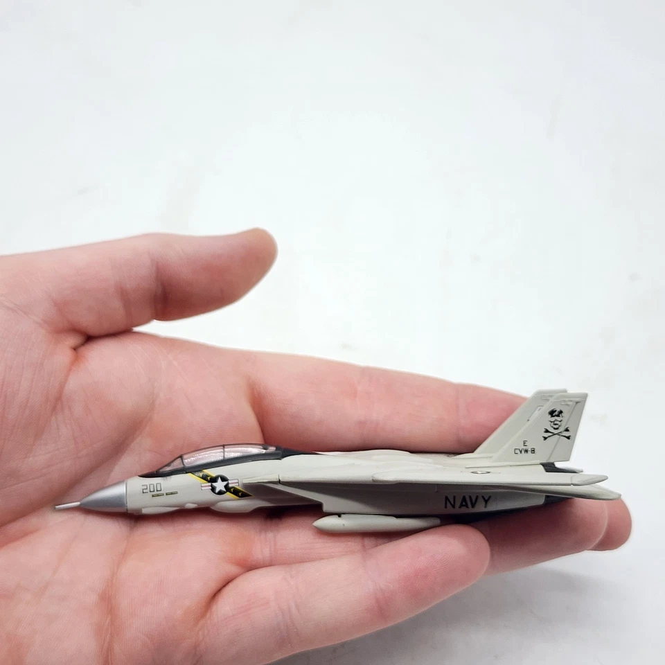 1:160 F-14 Tomcat Variable Swept Wing Diecast Metal Scale Jet Preowned - Image 4 of 4