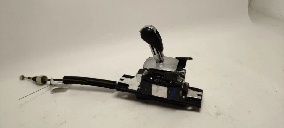 MONTAJE PALANCA DE CAMBIOS TRANSMISIÓN 970-426-911-00 2012 PORSCHE PANAMERA Foto 2 de 4