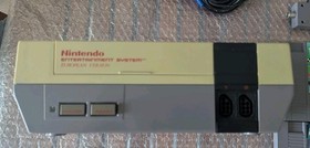 Nintendo NES Konsole mit 7 Spiele Mario Tetris Gradius... 2 Controller