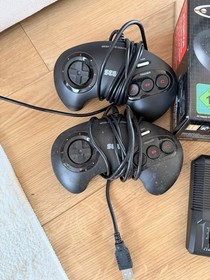 SEGA Mega Drive Mini 16 Bit Console 42Classic Games 2 Controllers