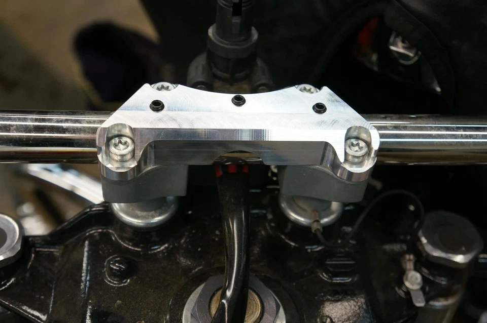 6 Speed Handlebar Installation Kit w/ Brake Fluid Super Clamp Bushings & Gasket - Imagem 2 de 2