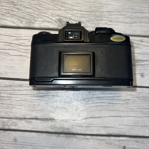 Chinon CM-4 35mm SLR Camera with 50mm 1:1.7 Lens - Picture 5 of 7