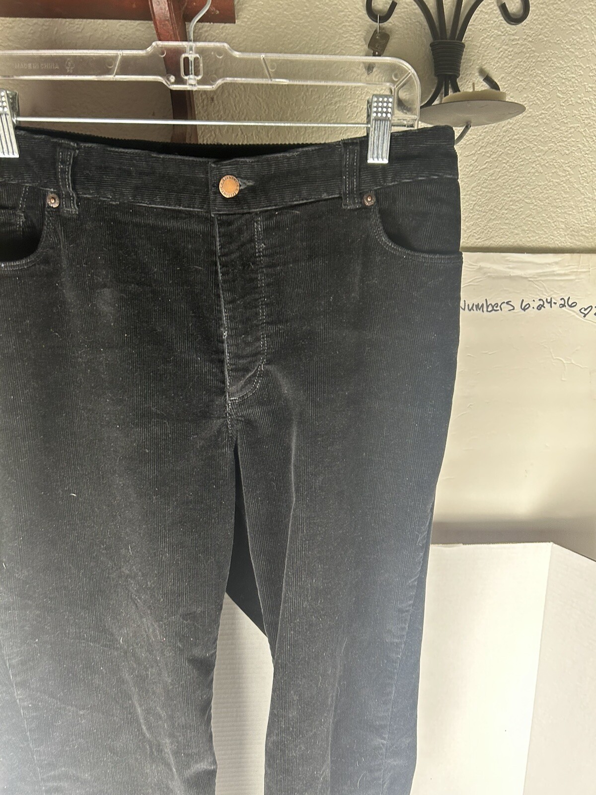 LL Bean Women's Size 14 Reg Black Corduory Pant Favorite Fit Straight