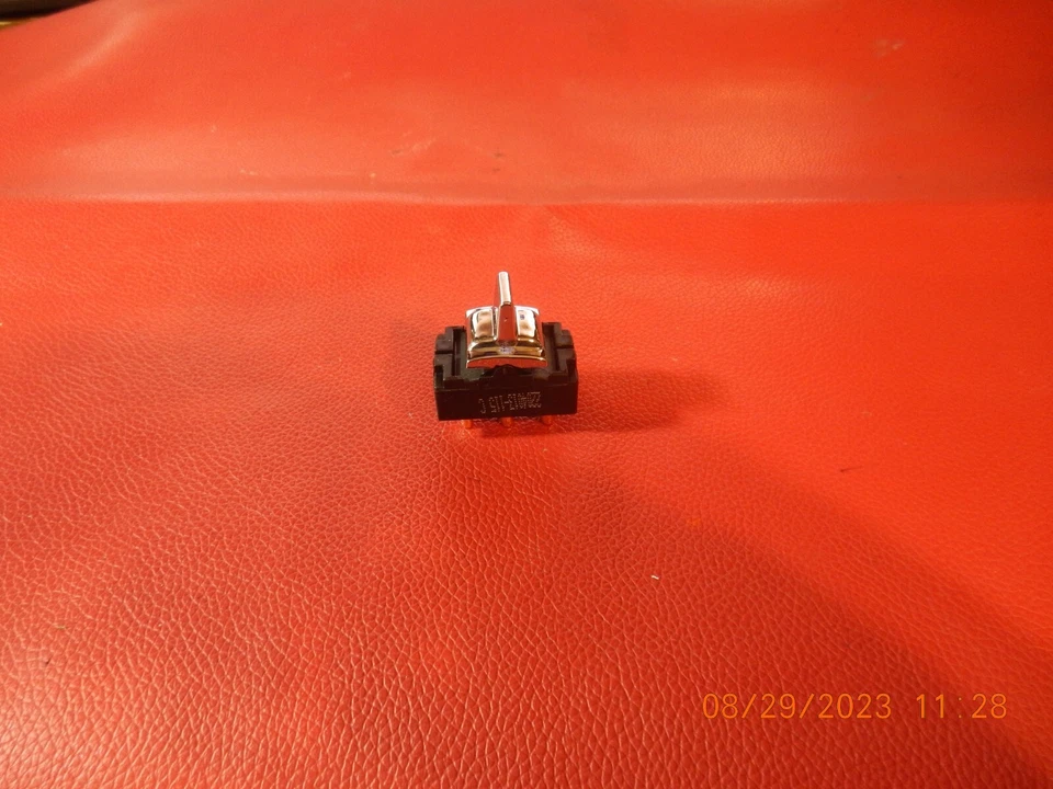 NEW ! 1973 - 1979 LINCOLN CONTINENTAL MARK IV V PASSENGER POWER WINDOW SWITCH Foto 2 de 4