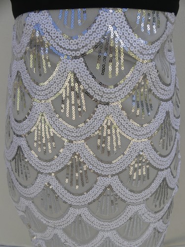 BOOHOO Boutique Grey Sequin DRESS Size 10 BNWOT NEW White Strapless Cocktail - Picture 3 of 7