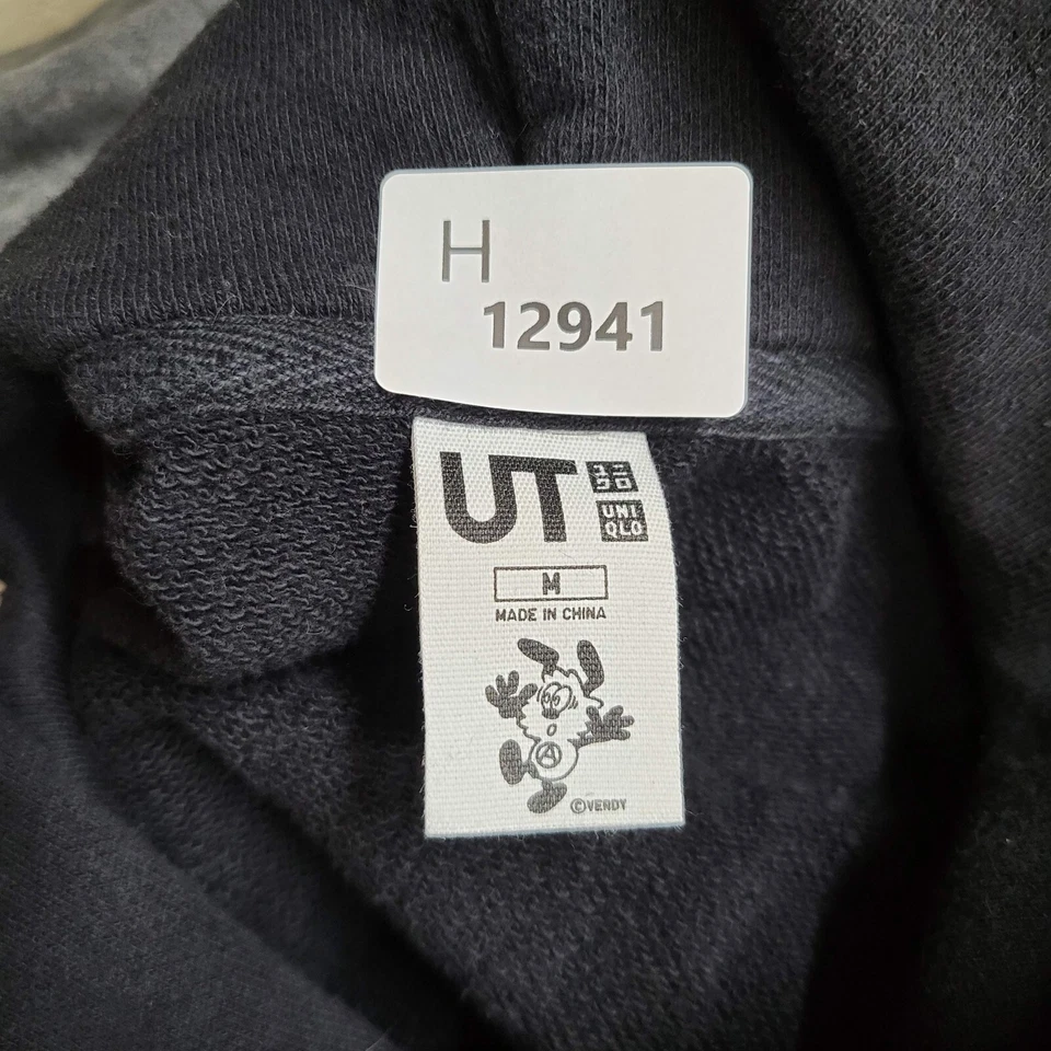 Uniqlo x Verdy Mujer Sudadera Mediana Negra Logo Sudadera con Capucha Get A Move On Pullover Foto 2 de 4