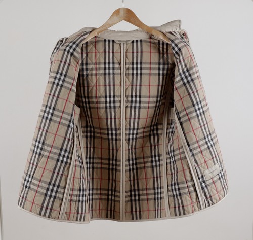 Women's Burberry London Beige Quilted Jacket Size L Nova Check - Picture 3 of 15