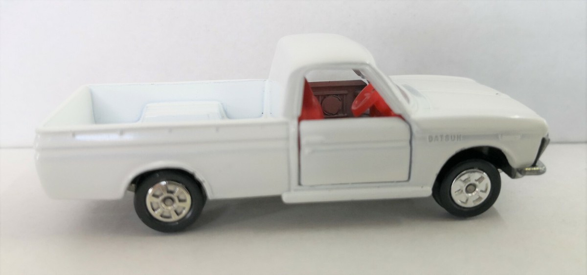 tomica DATSUN１３００truck Tomica Datsun 1300 Truck 521 #23 1/62 Tomy 42 New | eBay