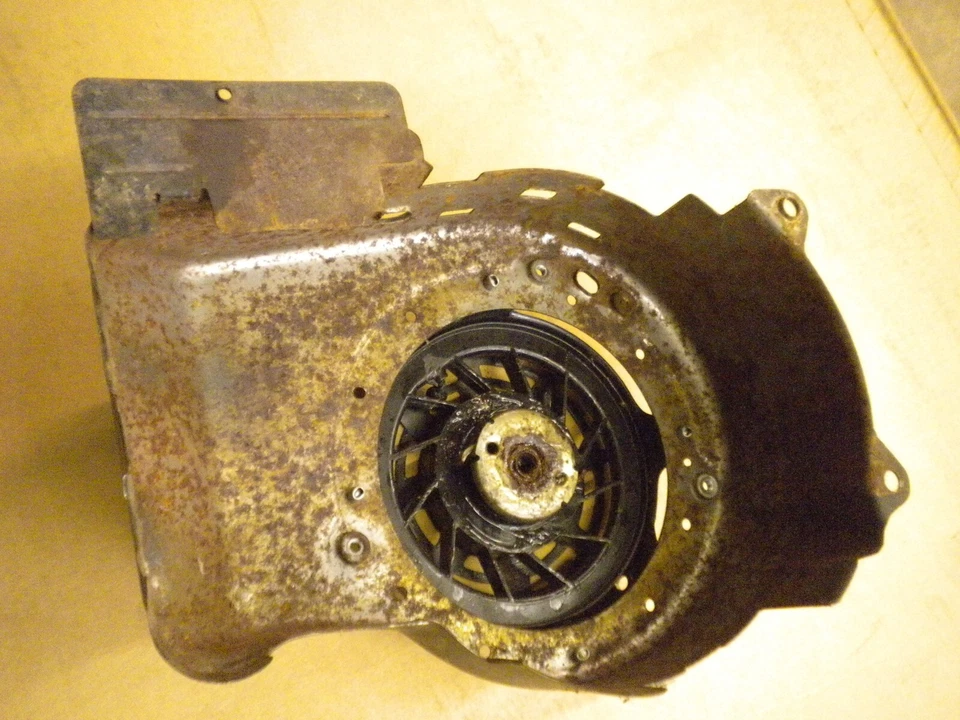 Soplador Snapper RP21600E B&S 128807 carcasa arranque retroceso Foto 3 de 4