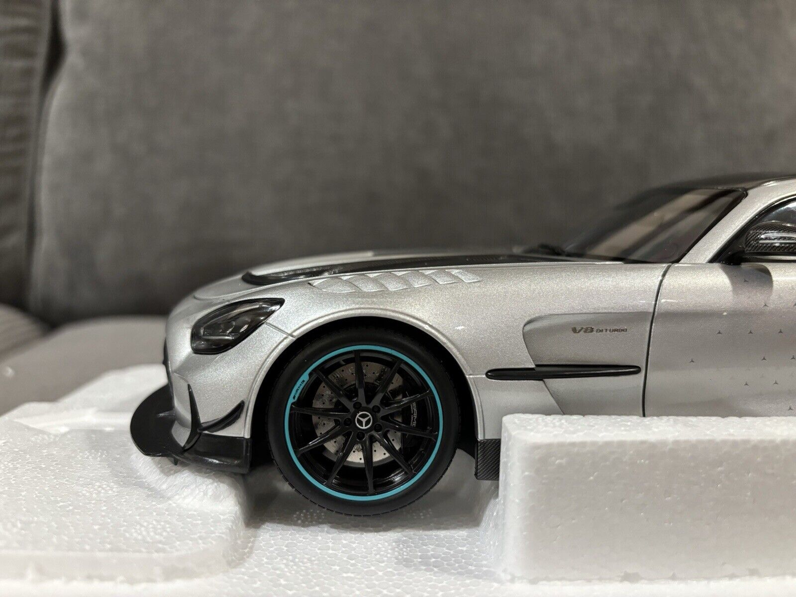 Picture 16 of 24