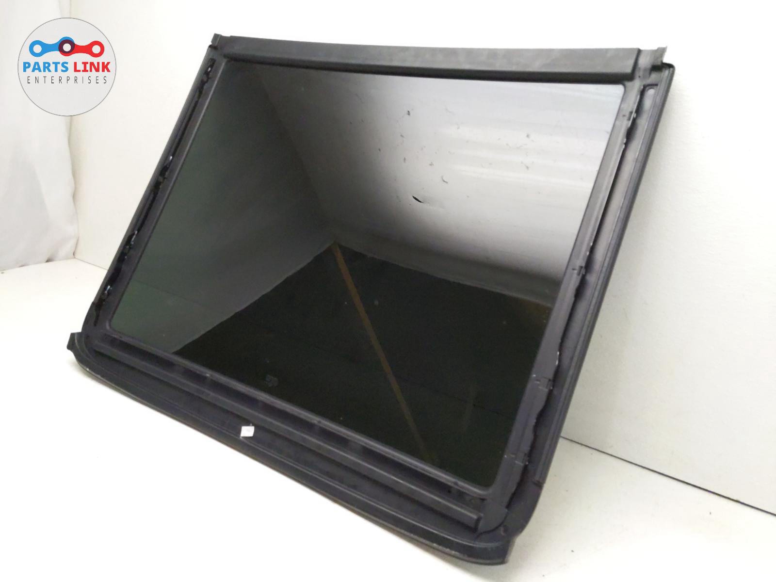 Bentley Bentayga 2016-2020 REAR+LEFT Sunroof glass