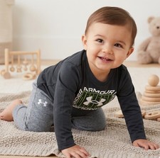 Under Armour Baby Boys 2-Piece Set Long Sleeve Shirt Joggers Black/Gray 12M