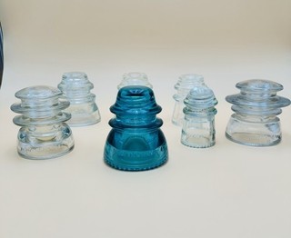 Lot Of 6 Hemingray Insulators #9 17 42 45 (Blue) & 56 /1 Whitall Tatum #15
