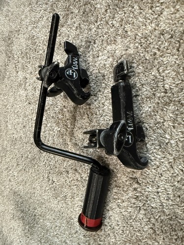 Latin Percussion LP Percussion Claw Clamps (2) + Mic Stand