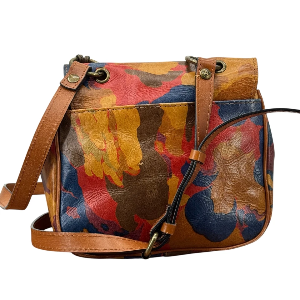 Bolso Bandolera Patricia Nash Bolsos Karisa Cuero Para Mujer Camuflaje Parisino Solapa Marrón Foto 2 de 4
