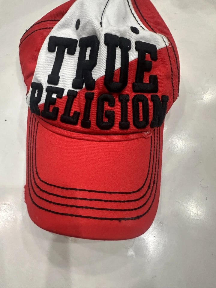 Sombrero de camionero True Religion envejecido rojo/negro correa de cuero ajustable RARO Foto 3 de 4