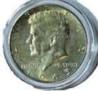 1965 KENNEDY HALF DOLLAR - 40% SILVER - TONED UNC ENCASED DISPLAY PIECE - BC K26