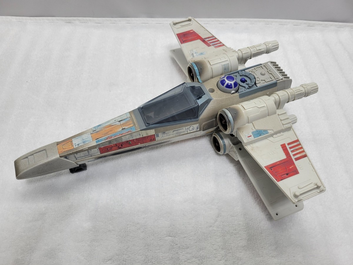 95'STAR WARS“ELECTRONIC X-WING FIGHTER” Amazon.com: Star Wars Power of the Force Electronic X-Wing