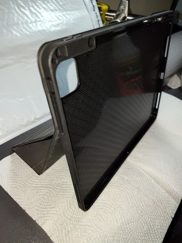 iPad cover - Picture 5 of 7