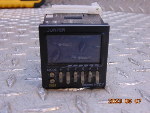 OMRON H7CX-AD-N COUNTER
