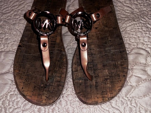 Michael Kors Sandals Womens 8 MK Thong Flip Flops Charm Jelly Cork Mauve Pink - Picture 2 of 9