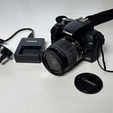 Canon EOS 1000D Digital SLR Camera With Lens & Charger & 1 Battery 