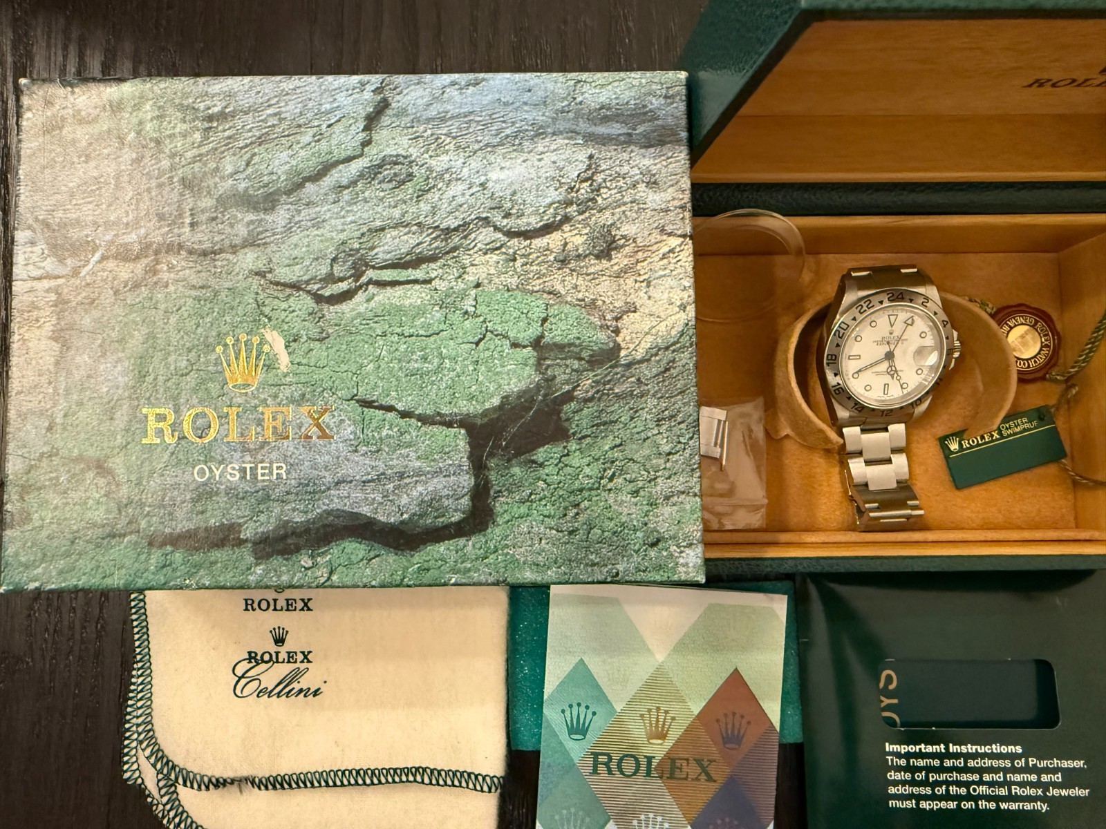 Rolex Explorer II 16570  Polar 40MM 2002 "Y" Serial  B/P image 4