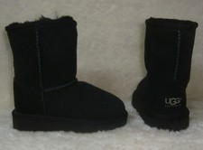 UGG Australia Black Classic Short Boot Toddler Little Kid Size US 7 NEW 5251 T
