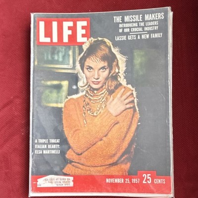 Life Magazine November 25,1957 Illustrated Missile Makers Elsa Martinelli Lassie