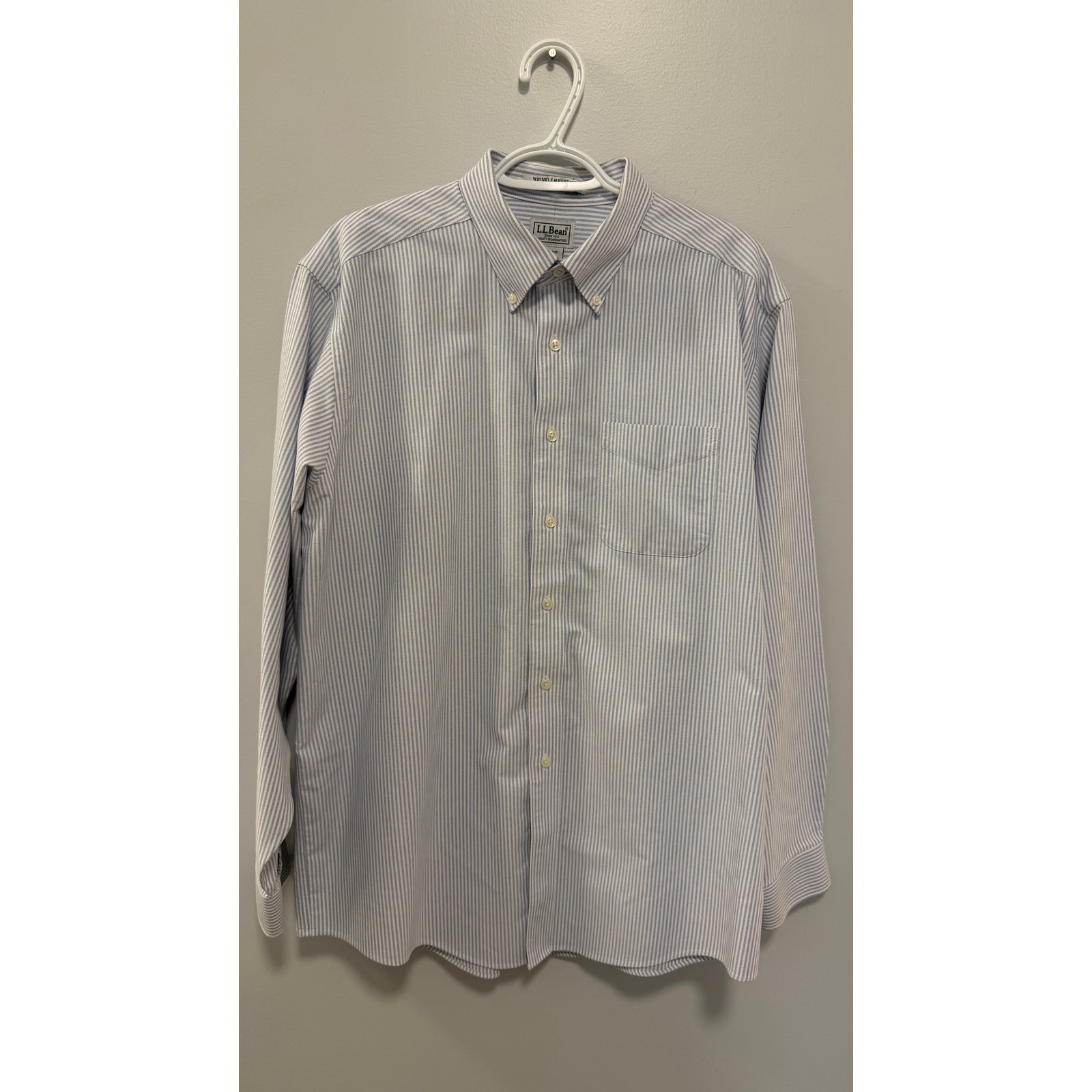 LL Bean Traditional Fit Button Down Shirt, 16.5-35, Item ID 20941, Brand New