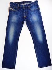 Diesel Larkee Jeans W32 eher W34 L32 Waschung 0074W Regular Straight