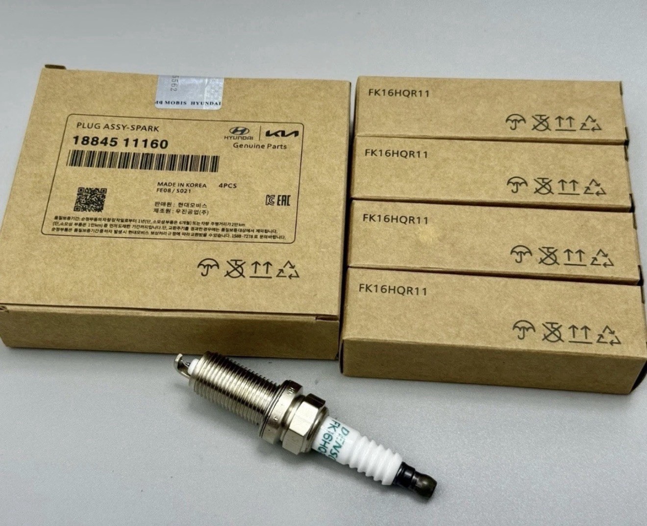 New Hyundai Kia OEM Genuine Iridium Spark Plug 4PC Denso 18845-11160