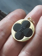 One  pcs  black    1 pieces   metal  1   inch zipper pull stamped