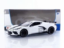 MAISTO 1/18 - CHEVROLET CORVETTE STINGRAY - 2020 31455W