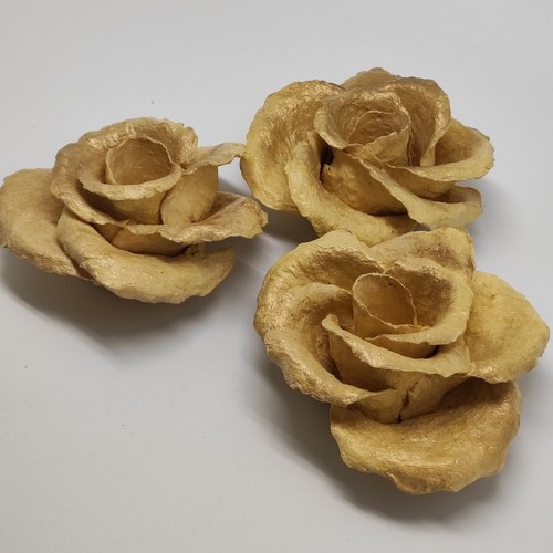 3 rose in cartapesta centrotavola colore oro d. 12 cm - Picture 5 of 7