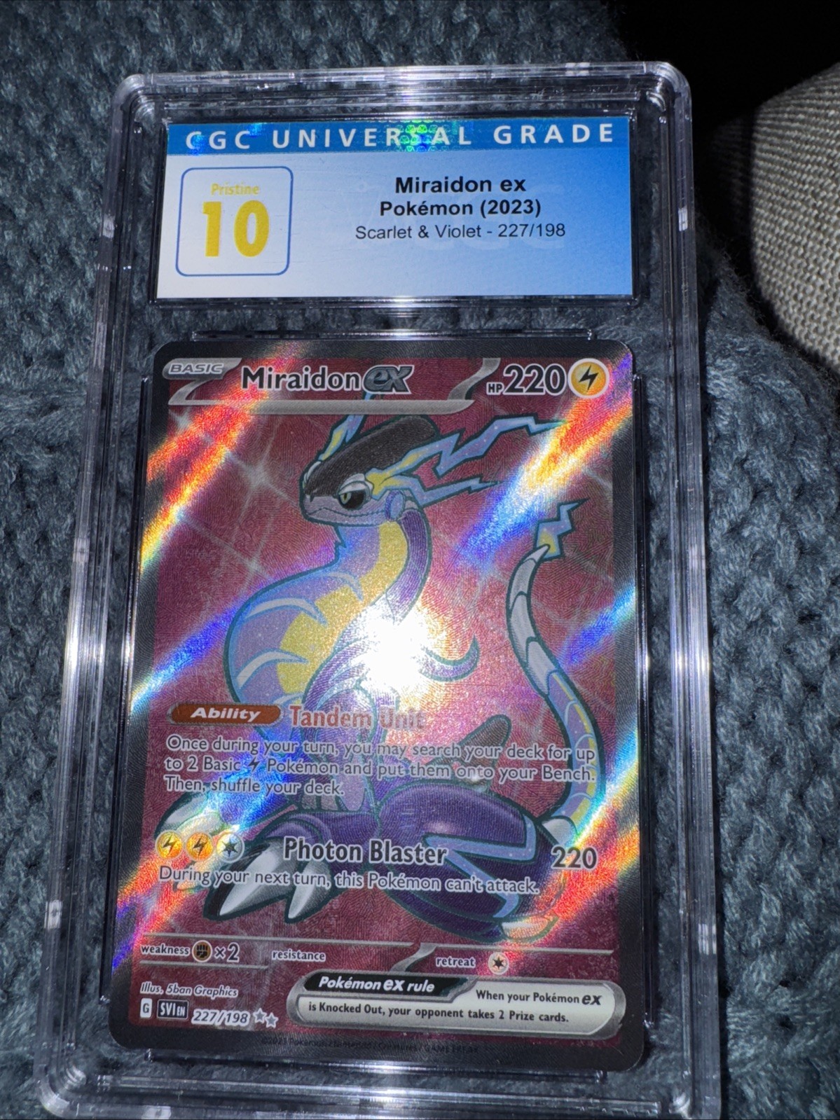 Pristine 10 Miraidon ex 227/198 SV01: Scarlet & Violet Base Set Holo