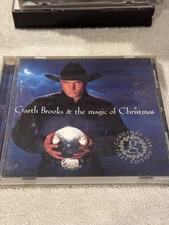 Garth Brooks & The Magic Of Christmas CD - GOOD CONDITION!!!