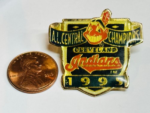 Spilla cappello babbotto Cleveland Indians American League Central Division Champions 1995 - Foto 2 di 2