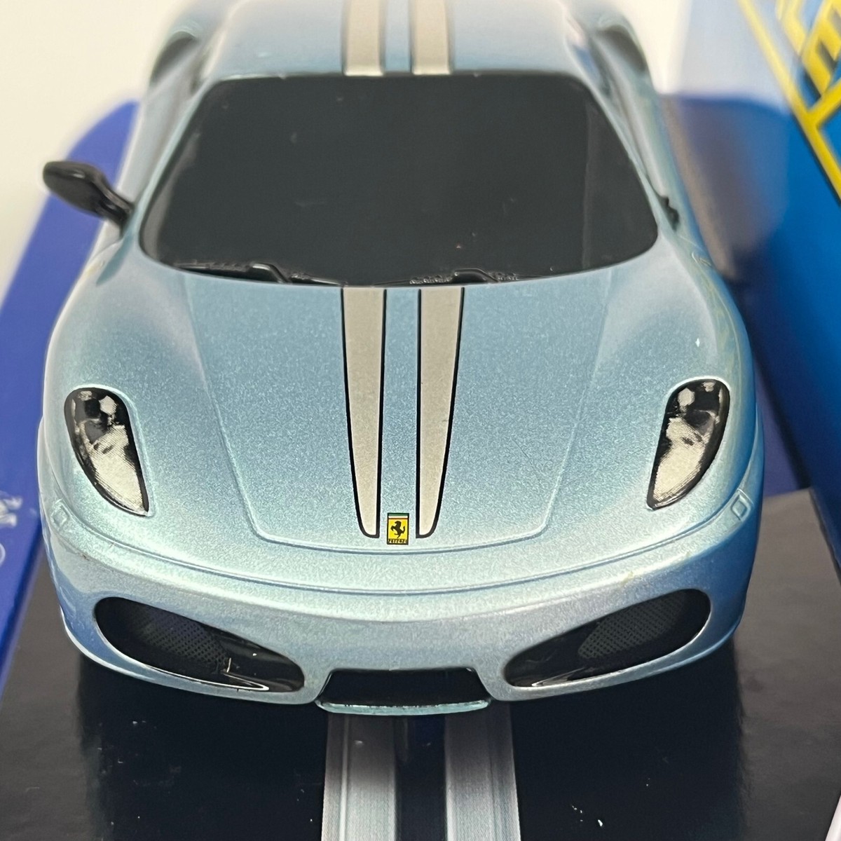 厳選スロットカー　Scalextric Ferrari F430GT :Used Scalextric 1/32 Slot Car Ferrari F430 Light Blue Minor Flaws