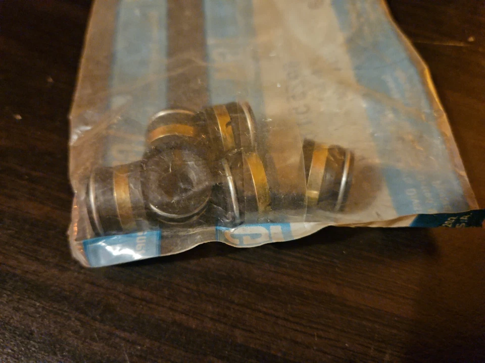 Nuevo de Lote Antiguo GM 25518390 Válvula de Admisión Sello 79-81 PONTIAC LEMANS,OLDS CUTLASS/DELTA 88 (6) Foto 4 de 4