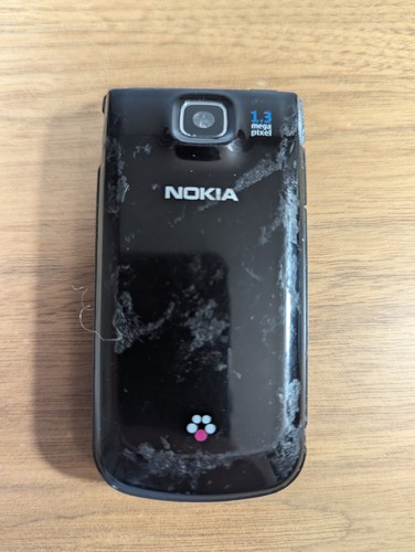 Nokia 2720a-2 Flip Phone - T-Mobile - 1.3 MP Camera - UNTESTED - Afbeelding 3 van 9