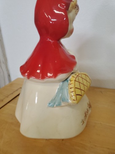 Vintage 1967 Hull And Kane Little Red Ridding Hood Cookie Jar - Picture 7 of 13